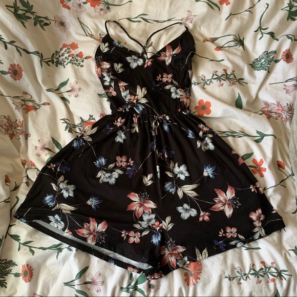 Pants - DONATED! Floral Romper with tie in the back